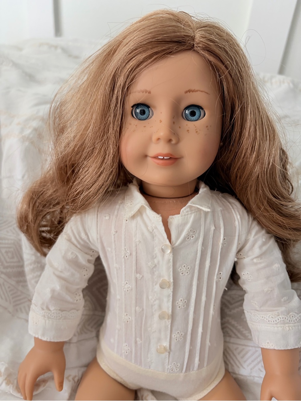 American Girl Nicki Fleming GOTY 2007 Retired Doll + Original Meet Top